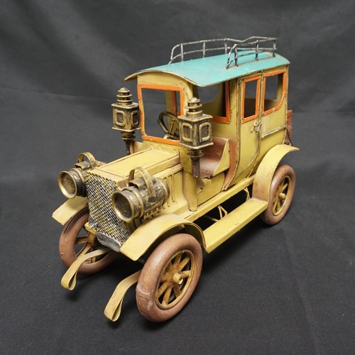Tin model old timer - of, old-timer