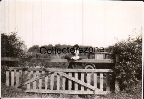 1920 austin car on the - 1920's,
