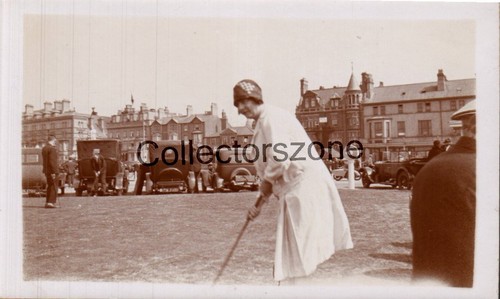 1920 rhyl woman - 1920's, playing